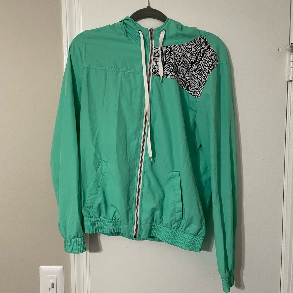 Empcyre Green and Black Patterned Windbreaker